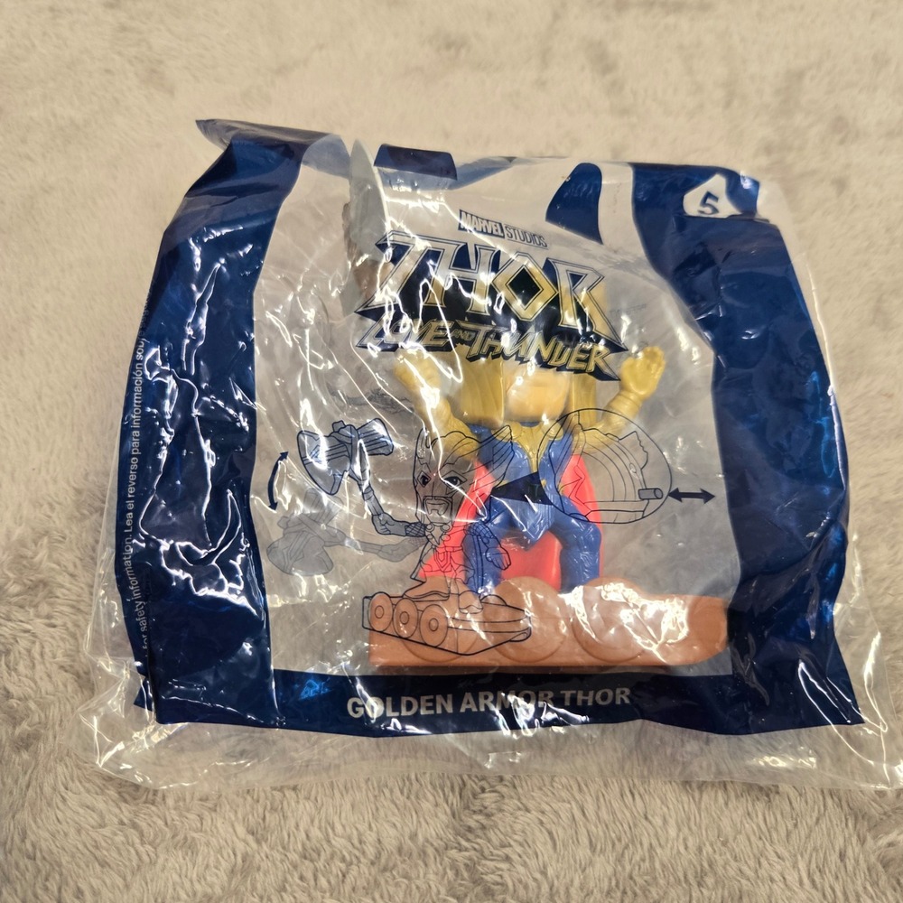 McDonalds 2022 Marvel Thor Love and Thunder Golden Armor Thor Toy 5 New Sealed